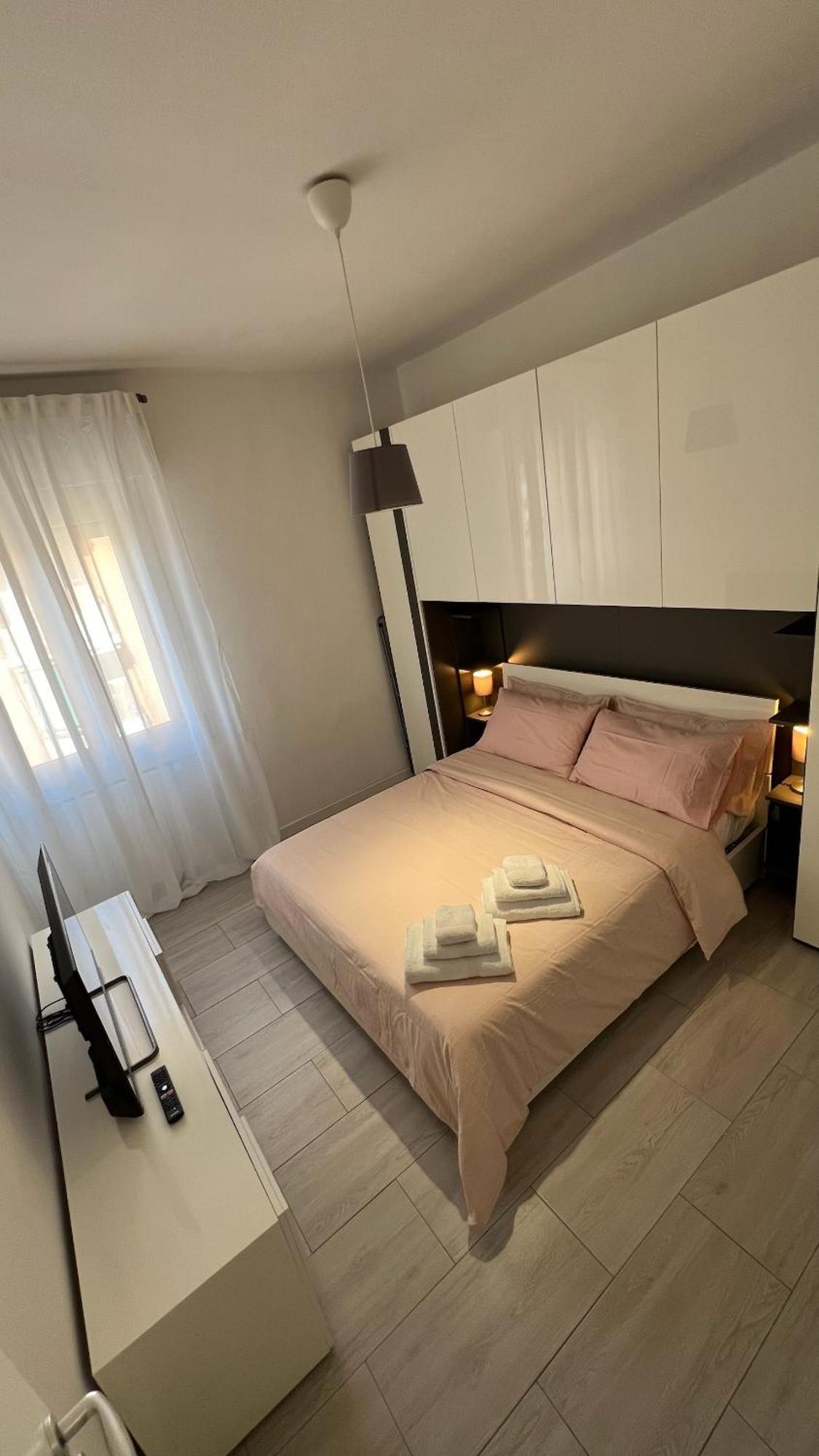 Rafael Milano - 10 Min From Linate Airport, Centrale Fs, Ospedale San Raffaele Apartment Bagian luar foto